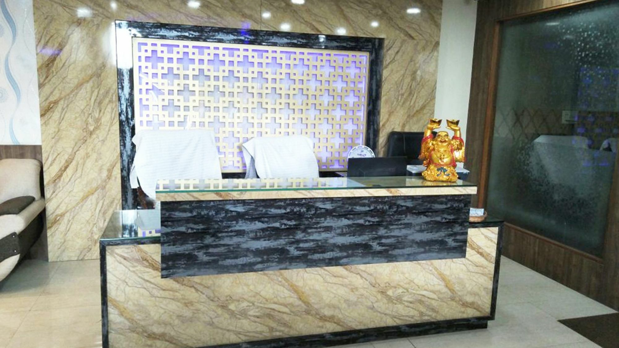 R.S Hotel & Restaurant Amritsar Bagian luar foto